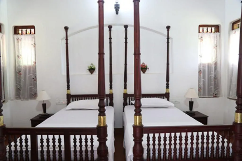 Top-Yard Heritage Alappuzha 0*,