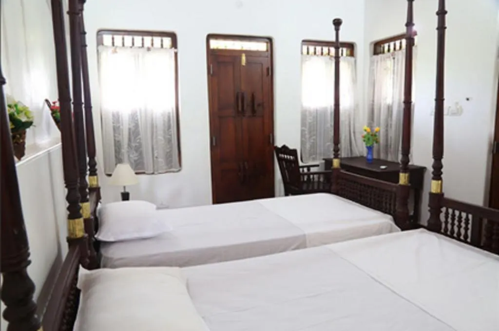 Top-Yard Heritage Alappuzha Homestay